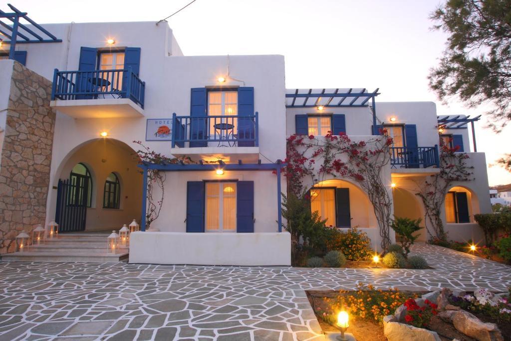 Paros Inn ロガラス エクステリア 写真